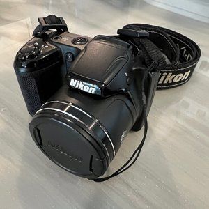Nikon CoolPix L320 - 32GB SD Card + Charging Kit